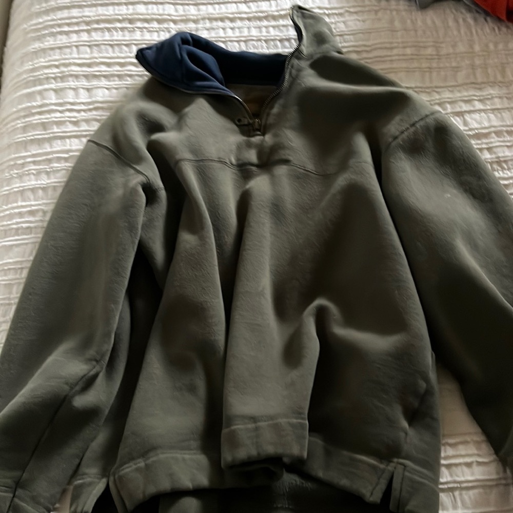 Cropped green jacket